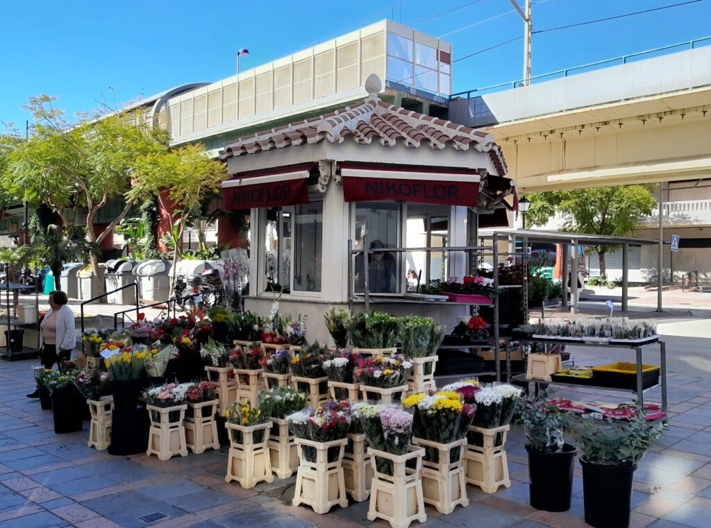 kukkia-kukkakioskista-aurinkorannikolla