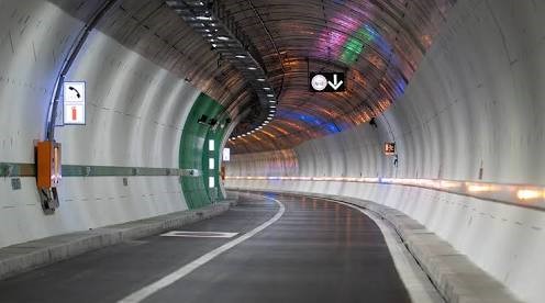 Frejusin tunneli sisältä.